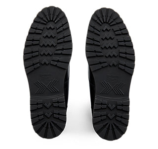 LACE-UP BOOT