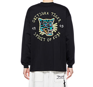 LONG SLEEVED GRAPHIC TEE