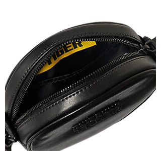 POUCH